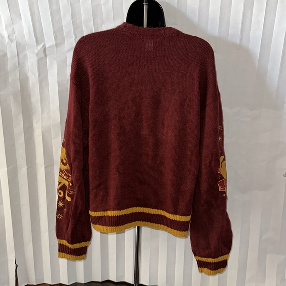 Harry Potter "Gryffindor" Vintage Cardigan Sweater Size Small - Picture 4 of 6